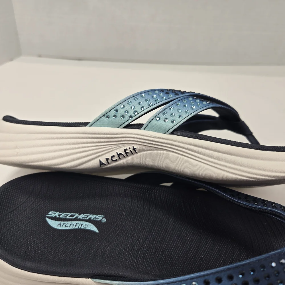 Skechers Women's Arch Fit Radiance Ombre Blue Rhinestone Sandals Size 7 Wide - Picture 6 of 12